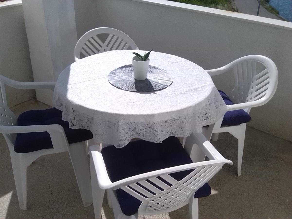 Apartmani Maja باغ المظهر الخارجي الصورة